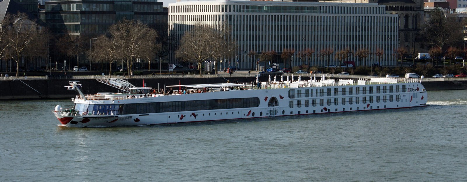 Eine Aufnahme der A-ROSA Silva von A-ROSA Flussschiff in Köln, 2013.