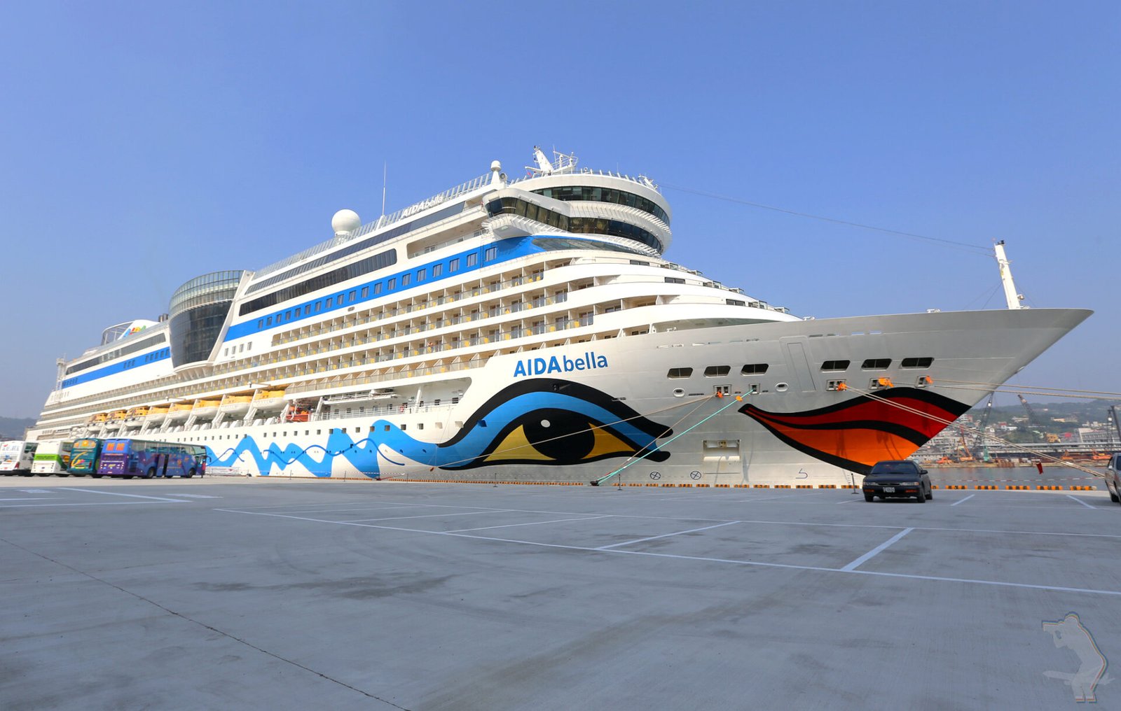 Eine Aufnahme der AIDAbella von AIDA Cruises, 2017.