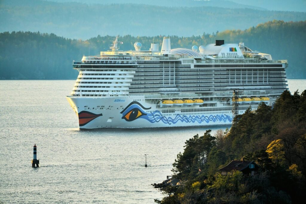 AIDA Cruises AIDAnova Eine Aufnahme der AIDAnova von AIDA Cruises in Drøbaksundet, Norway, 2023.
