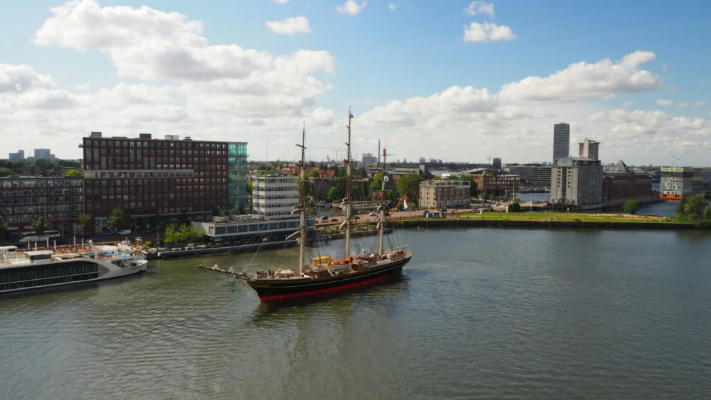 Eine Aufnahme vom Cruise Port Amsterdam.