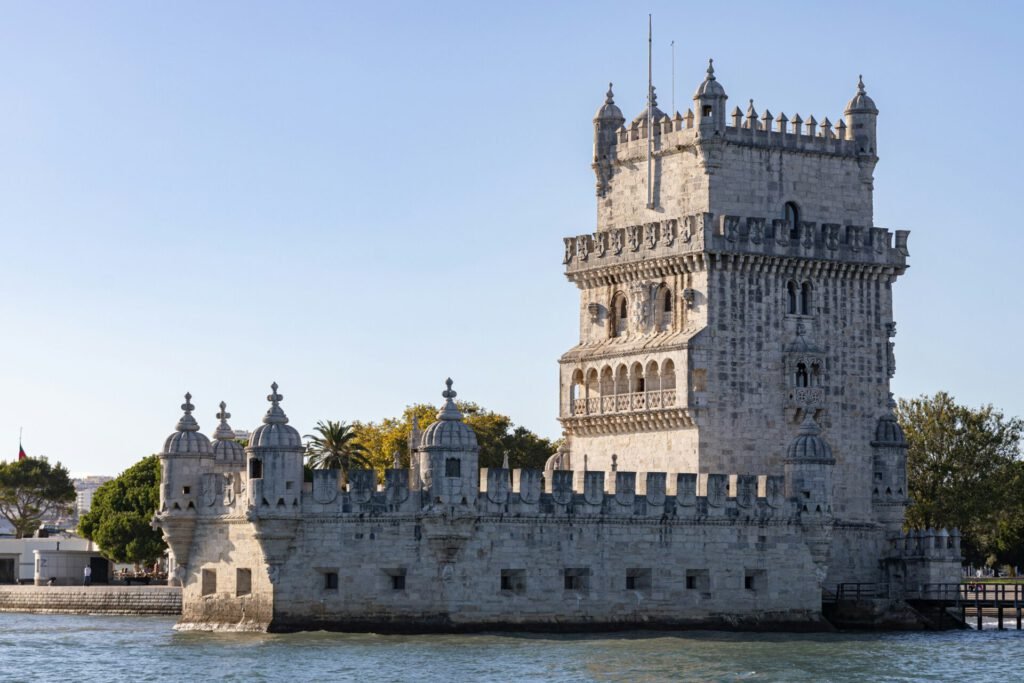 Lissabon Eine Aufnahme des Torre de Belém in Lissabon