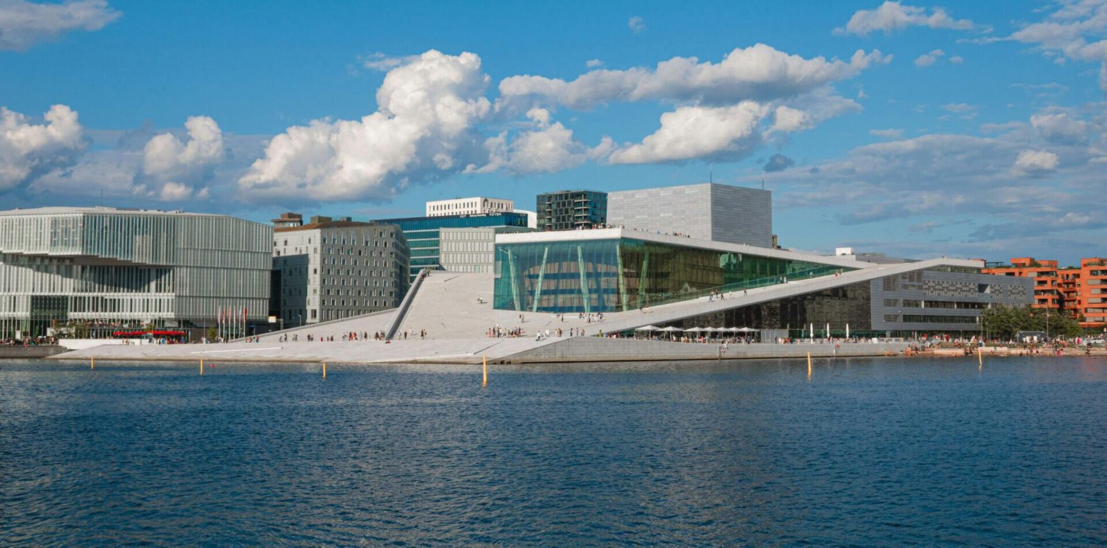 Das Opernhaus in Oslo am Kirsten Flagstads Plass