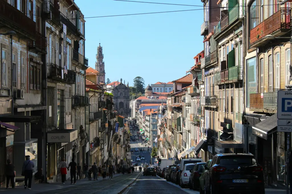 Eine typische Straße in Porto