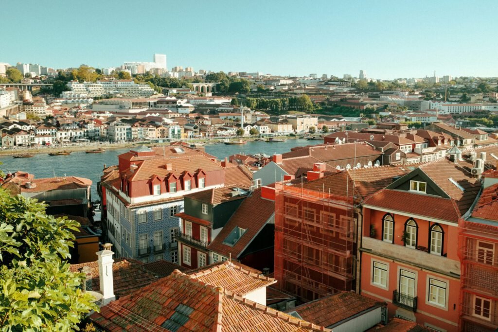 Porto Eine Aufnahme von Porto mit Douro