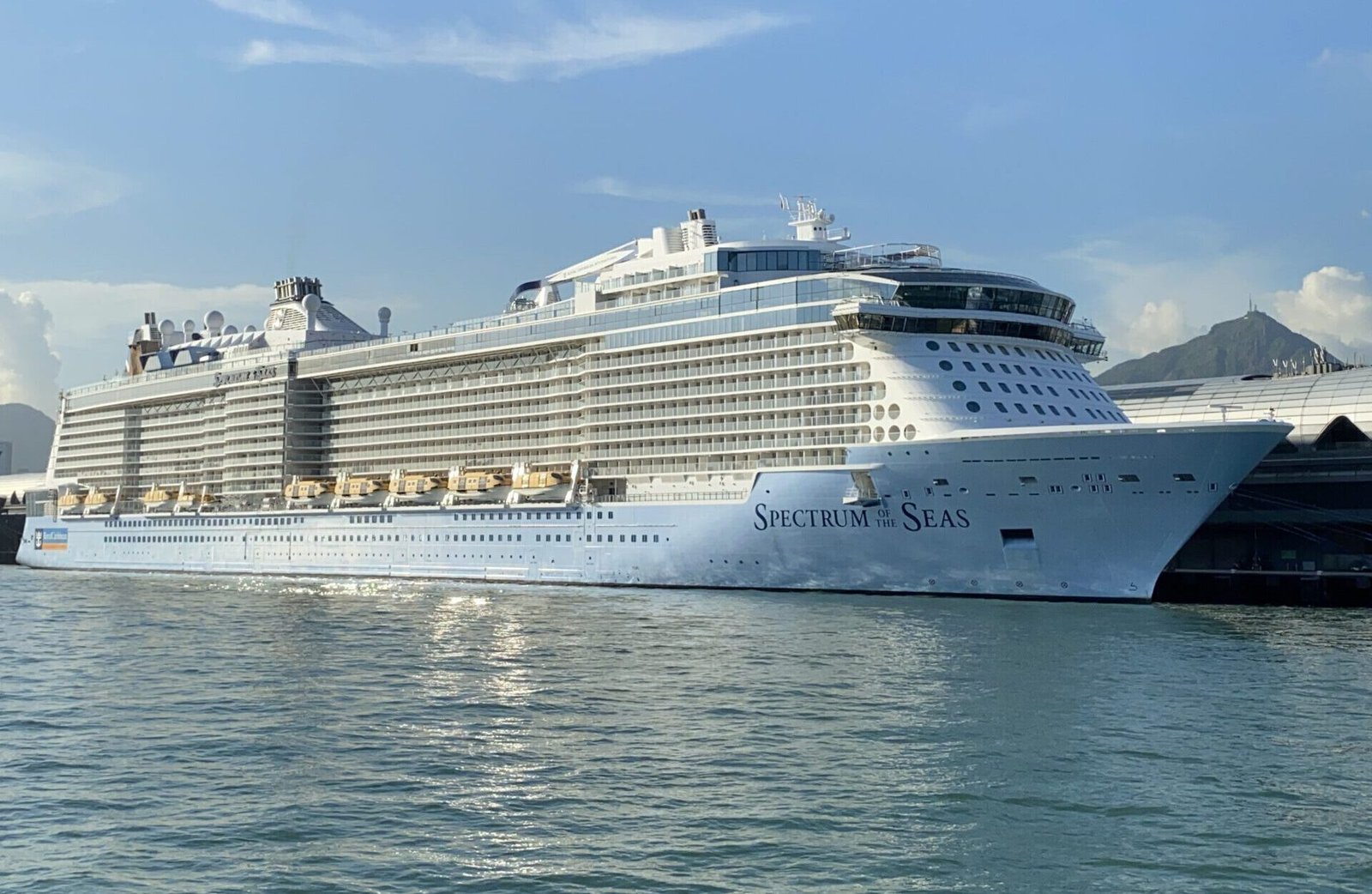 Eine Aufnahme der Spectrum of the Seas von Royal Caribbean International, 2021.