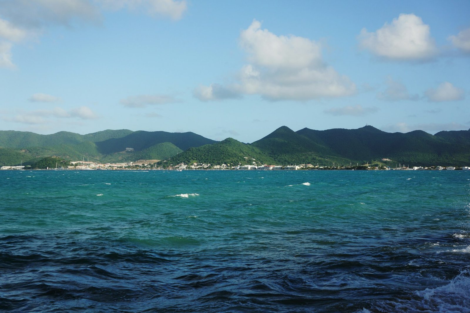 Eine Panoramaaufnahme von St. Maarten