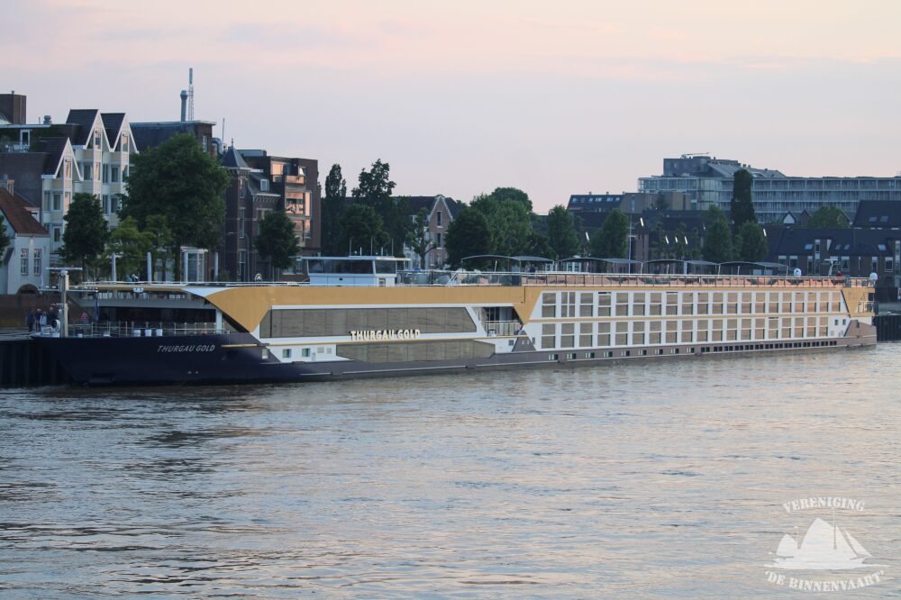 Eine Aufnahme der Thurgau Gold von Thurgau Travel in Nijmegen, Niderlande, 2024.