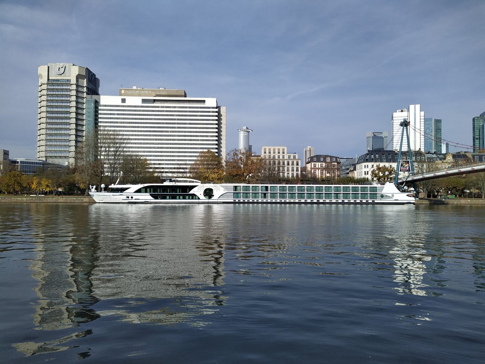 Eine Aufnahme der Thurgau Prestige von Thurgau Travel in Frankfurt am Main, 2021.